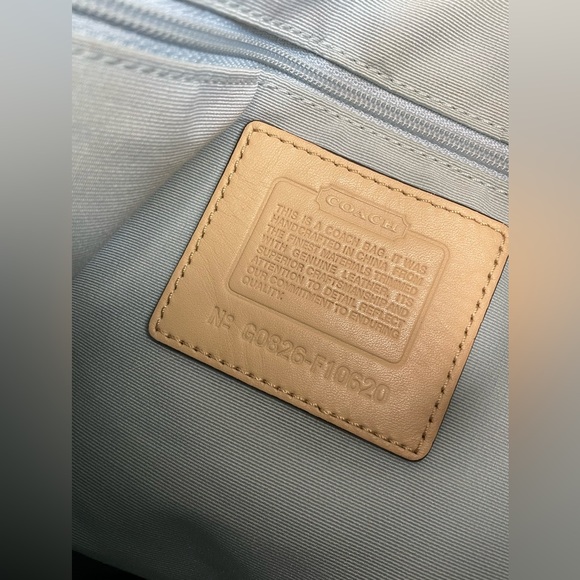 Gold Coach hobo shoulder bag - Picture 10 of 10